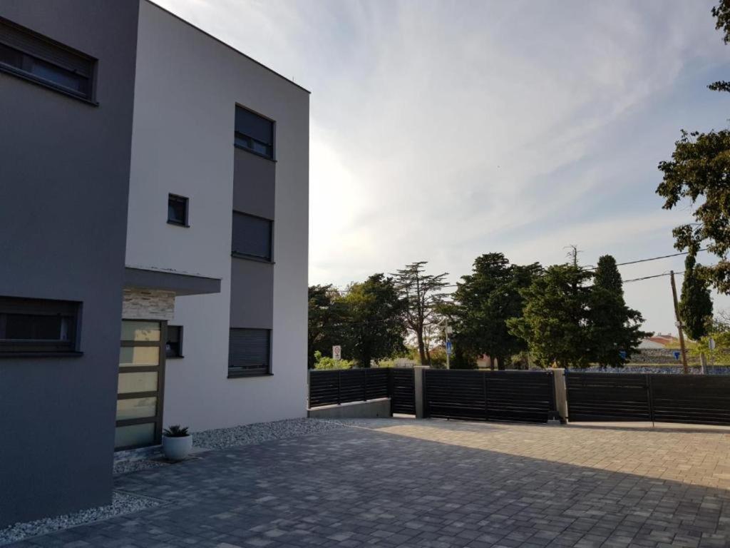 Vila Maslina-Apartman Br.4 Apartman Zára Kültér fotó